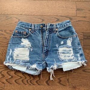 Vintage Levi’s Jean Shorts